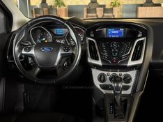 FORD FOCUS 2.0 SE SEDAN 16V 2012/2014 GRIFFCAR MULTIMARCAS DOIS IRMÃOS / Carros no Vale