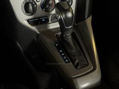 FORD FOCUS 2.0 SE SEDAN 16V 2012/2014 GRIFFCAR MULTIMARCAS DOIS IRMÃOS / Carros no Vale