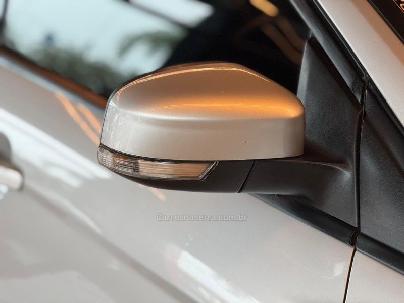 FORD FOCUS 2.0 SE SEDAN 16V 2012/2014 GRIFFCAR MULTIMARCAS DOIS IRMÃOS / Carros no Vale FORD FOCUS 2.0 SE SEDAN 16V 2012/2014 GRIFFCAR MULTIMARCAS DOIS IRMÃOS / Carros no Vale