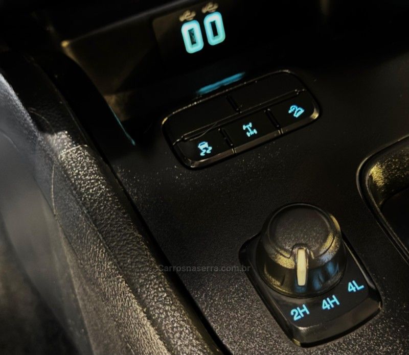 FORD RANGER 2.2 XLS 4X4 CD 16V 2021/2022 GRIFFCAR MULTIMARCAS DOIS IRMÃOS / Carros no Vale