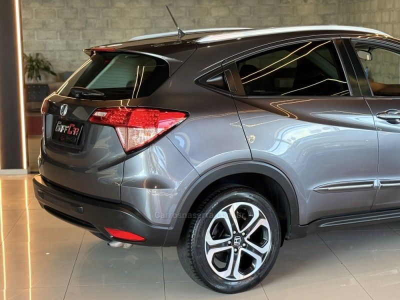 HONDA HR-V 1.8 16V EX 2018/2018 GRIFFCAR MULTIMARCAS DOIS IRMÃOS / Carros no Vale