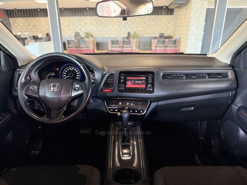 HONDA HR-V 1.8 16V EX 2018/2018 GRIFFCAR MULTIMARCAS DOIS IRMÃOS / Carros no Vale