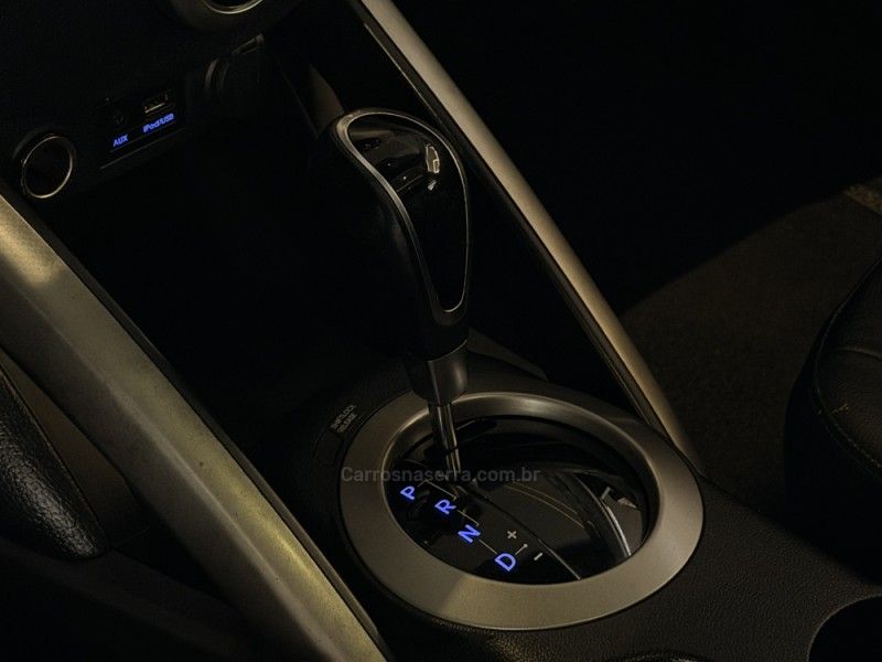 HYUNDAI VELOSTER 1.6 16V 3P 2012/2013 GRIFFCAR MULTIMARCAS DOIS IRMÃOS / Carros no Vale HYUNDAI VELOSTER 1.6 16V 3P 2012/2013 GRIFFCAR MULTIMARCAS DOIS IRMÃOS / Carros no Vale