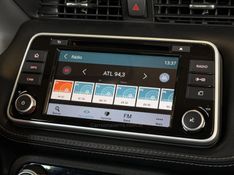 NISSAN KICKS 1.6 16V SL XTRONIC 2019/2020 GRIFFCAR MULTIMARCAS DOIS IRMÃOS / Carros no Vale