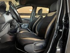 RENAULT DUSTER 1.6 DAKAR 4X2 16V 2015/2016 GRIFFCAR MULTIMARCAS DOIS IRMÃOS / Carros no Vale