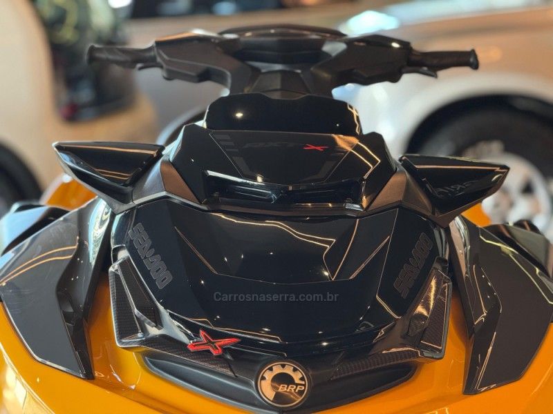 YAMAHA – JET SKI JET SKI RXT XRS-300 2021/2022 GRIFFCAR MULTIMARCAS DOIS IRMÃOS / Carros no Vale
