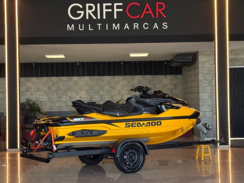 YAMAHA – JET SKI JET SKI RXT XRS-300 2021/2022 GRIFFCAR MULTIMARCAS DOIS IRMÃOS / Carros no Vale