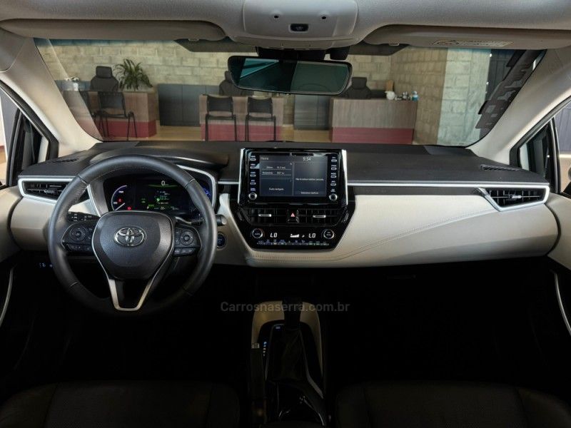 TOYOTA COROLLA 1.8 ALTIS PREMIUM 16V HÍBRIDO 2020/2021 GRIFFCAR MULTIMARCAS DOIS IRMÃOS / Carros no Vale