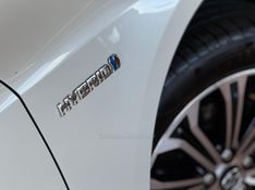 TOYOTA COROLLA 1.8 ALTIS PREMIUM 16V HÍBRIDO 2020/2021 GRIFFCAR MULTIMARCAS DOIS IRMÃOS / Carros no Vale