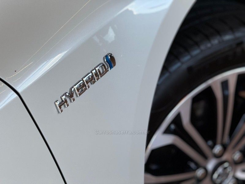 TOYOTA COROLLA 1.8 ALTIS PREMIUM 16V HÍBRIDO 2020/2021 GRIFFCAR MULTIMARCAS DOIS IRMÃOS / Carros no Vale