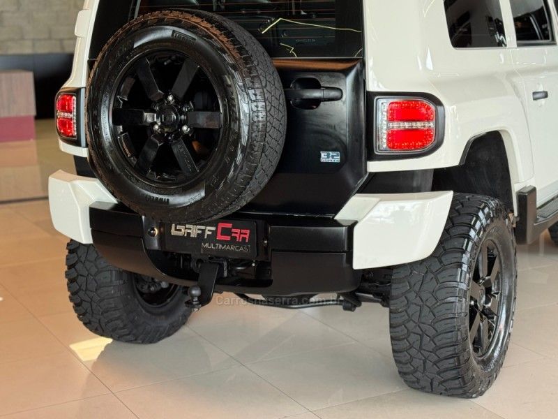 TROLLER T4 3.2 TDI 4X4 20V TURBO INTERCOOLER 2016/2016 GRIFFCAR MULTIMARCAS DOIS IRMÃOS / Carros no Vale