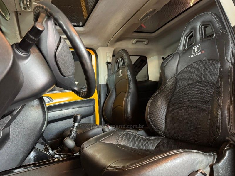 TROLLER T4 BOLD 3.2 TDI 4X4 20V TURBO 2016/2017 GRIFFCAR MULTIMARCAS DOIS IRMÃOS / Carros no Vale