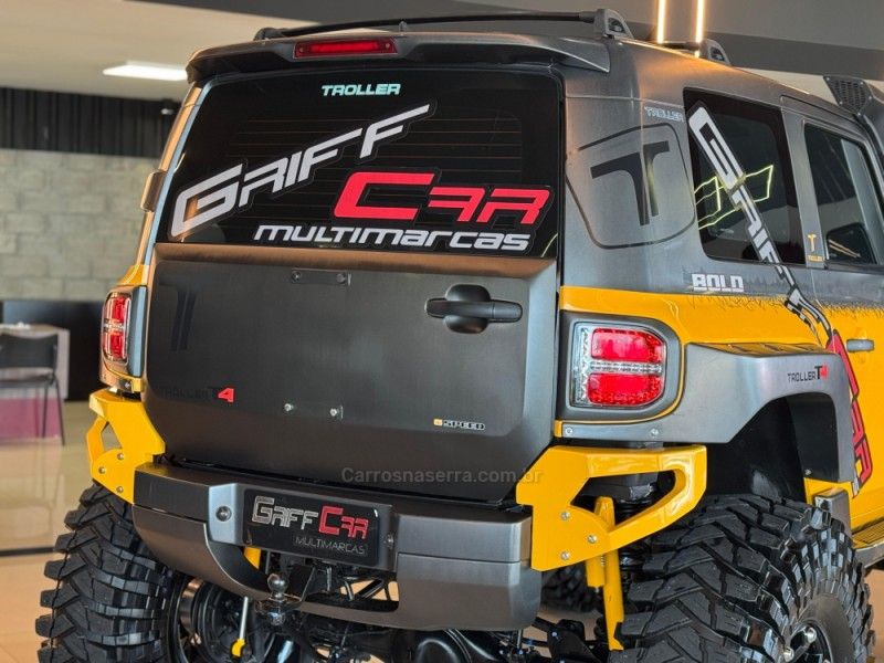 TROLLER T4 BOLD 3.2 TDI 4X4 20V TURBO 2016/2017 GRIFFCAR MULTIMARCAS DOIS IRMÃOS / Carros no Vale