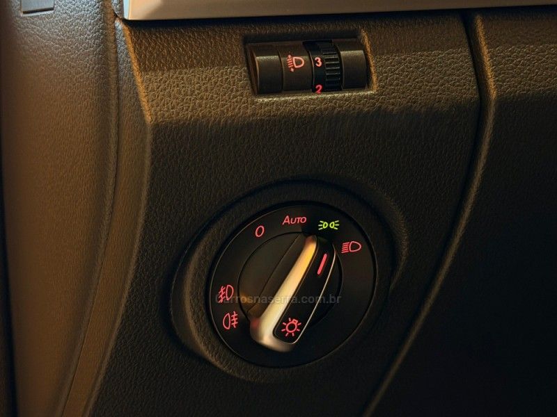 VOLKSWAGEN AMAROK 3.0 V6 TDI HIGHLINE CD 4MOTION 2019/2020 GRIFFCAR MULTIMARCAS DOIS IRMÃOS / Carros no Vale