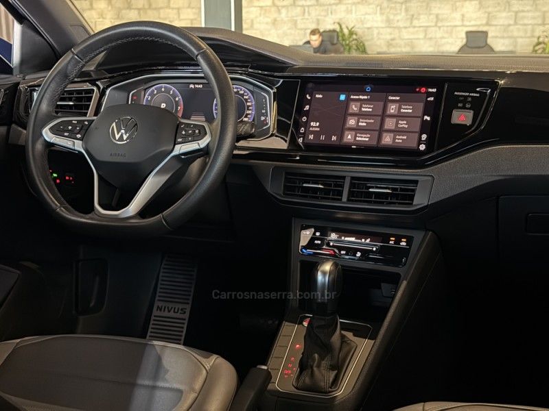 VOLKSWAGEN NIVUS 1.0 TSI HIGHLINE 2022/2022 GRIFFCAR MULTIMARCAS DOIS IRMÃOS / Carros no Vale