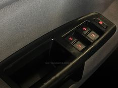 VOLKSWAGEN POLO SEDAN 1.6 MI 8V 2007/2007 GRIFFCAR MULTIMARCAS DOIS IRMÃOS / Carros no Vale