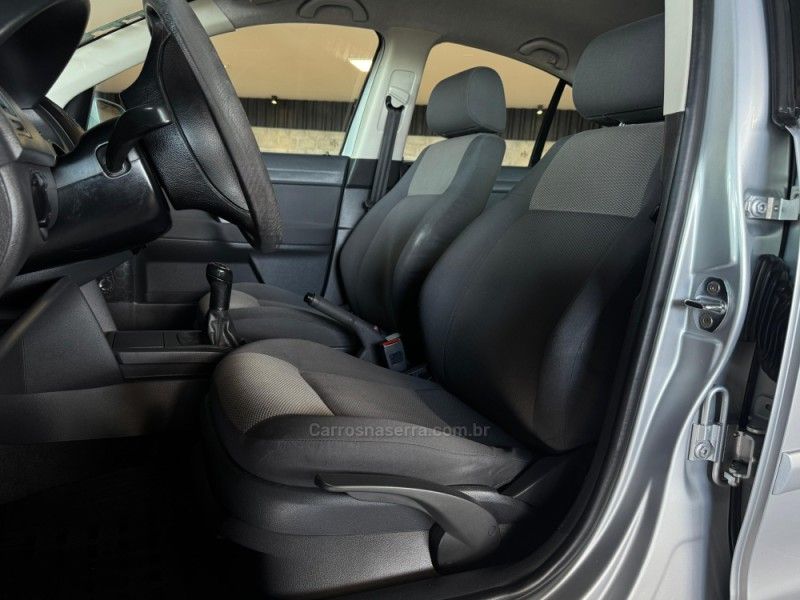 VOLKSWAGEN POLO SEDAN 1.6 MI 8V 2007/2007 GRIFFCAR MULTIMARCAS DOIS IRMÃOS / Carros no Vale