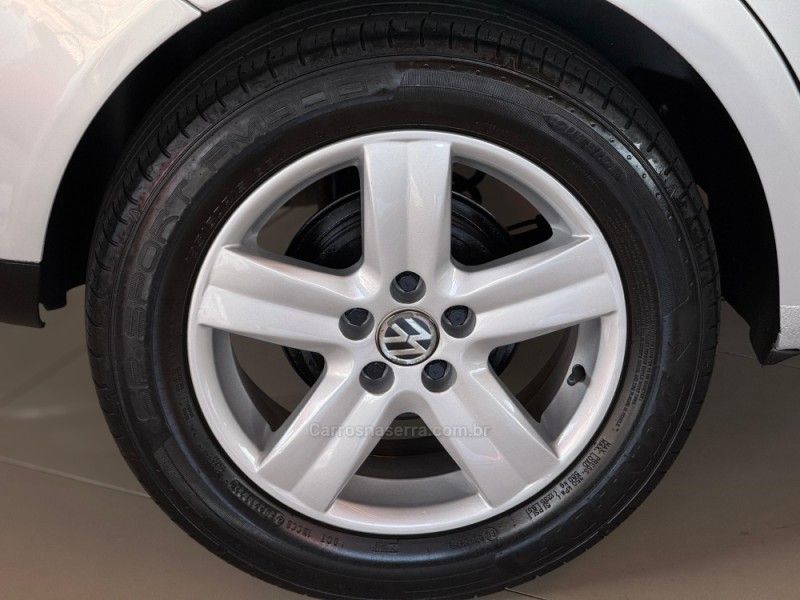 VOLKSWAGEN POLO SEDAN 1.6 MI 8V 2007/2007 GRIFFCAR MULTIMARCAS DOIS IRMÃOS / Carros no Vale