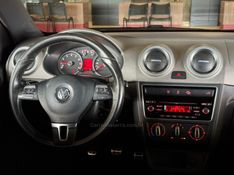 VOLKSWAGEN SAVEIRO 1.6 MSI CROSS CD 16V 2015/2015 GRIFFCAR MULTIMARCAS DOIS IRMÃOS / Carros no Vale