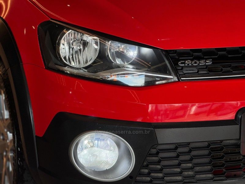 VOLKSWAGEN SAVEIRO 1.6 MSI CROSS CD 16V 2015/2015 GRIFFCAR MULTIMARCAS DOIS IRMÃOS / Carros no Vale