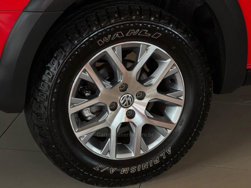 VOLKSWAGEN SAVEIRO 1.6 MSI CROSS CD 16V 2015/2015 GRIFFCAR MULTIMARCAS DOIS IRMÃOS / Carros no Vale