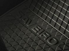 VOLKSWAGEN SAVEIRO 1.6 MSI ROBUST CS 8V 2016/2017 GRIFFCAR MULTIMARCAS DOIS IRMÃOS / Carros no Vale