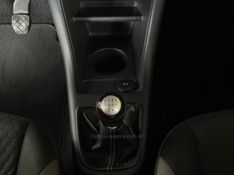 VOLKSWAGEN UP 1.0TSI CROSS 12V 2017/2018 GRIFFCAR MULTIMARCAS DOIS IRMÃOS / Carros no Vale