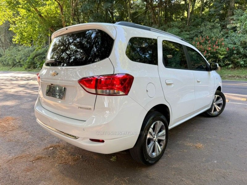 CHEVROLET SPIN 1.8 PREMIER 8V 2021/2022 KASPER VEÍCULOS DOIS IRMÃOS / Carros no Vale
