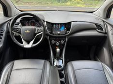 CHEVROLET TRACKER 1.4 16V MIDNIGHT TURBO 2018/2019 KASPER VEÍCULOS DOIS IRMÃOS / Carros no Vale