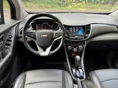 CHEVROLET TRACKER 1.4 16V MIDNIGHT TURBO 2018/2019 KASPER VEÍCULOS DOIS IRMÃOS / Carros no Vale