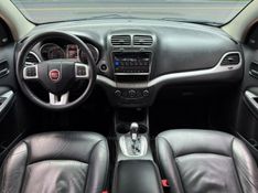 FIAT FREEMONT 2.4 PRECISION 16V 2015/2015 KASPER VEÍCULOS DOIS IRMÃOS / Carros no Vale