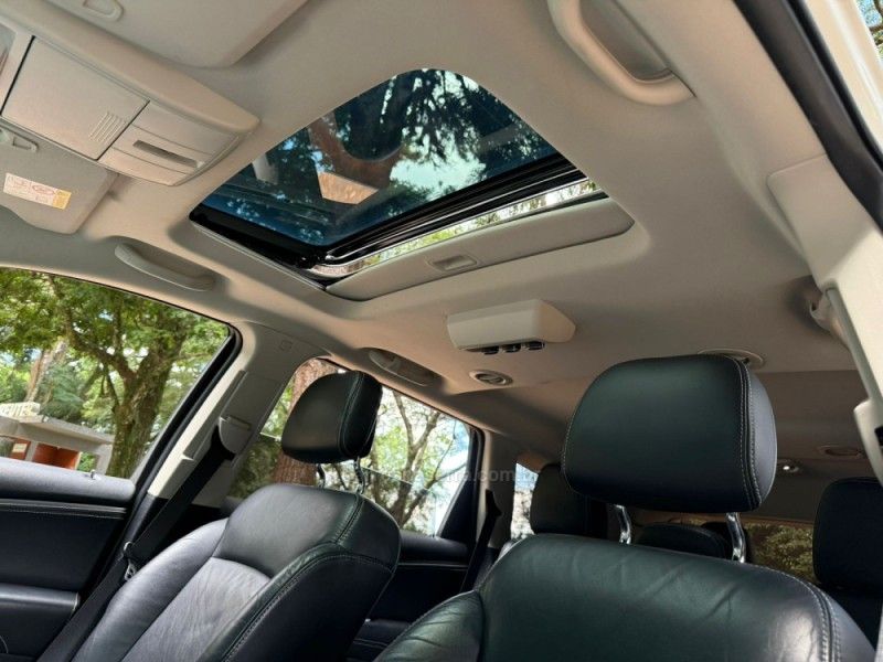 FIAT FREEMONT 2.4 PRECISION 16V 2015/2015 KASPER VEÍCULOS DOIS IRMÃOS / Carros no Vale FIAT FREEMONT 2.4 PRECISION 16V 2015/2015 KASPER VEÍCULOS DOIS IRMÃOS / Carros no Vale