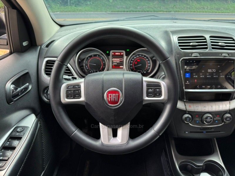 FIAT FREEMONT 2.4 PRECISION 16V 2015/2015 KASPER VEÍCULOS DOIS IRMÃOS / Carros no Vale FIAT FREEMONT 2.4 PRECISION 16V 2015/2015 KASPER VEÍCULOS DOIS IRMÃOS / Carros no Vale