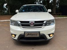 FIAT FREEMONT 2.4 PRECISION 16V 2015/2015 KASPER VEÍCULOS DOIS IRMÃOS / Carros no Vale