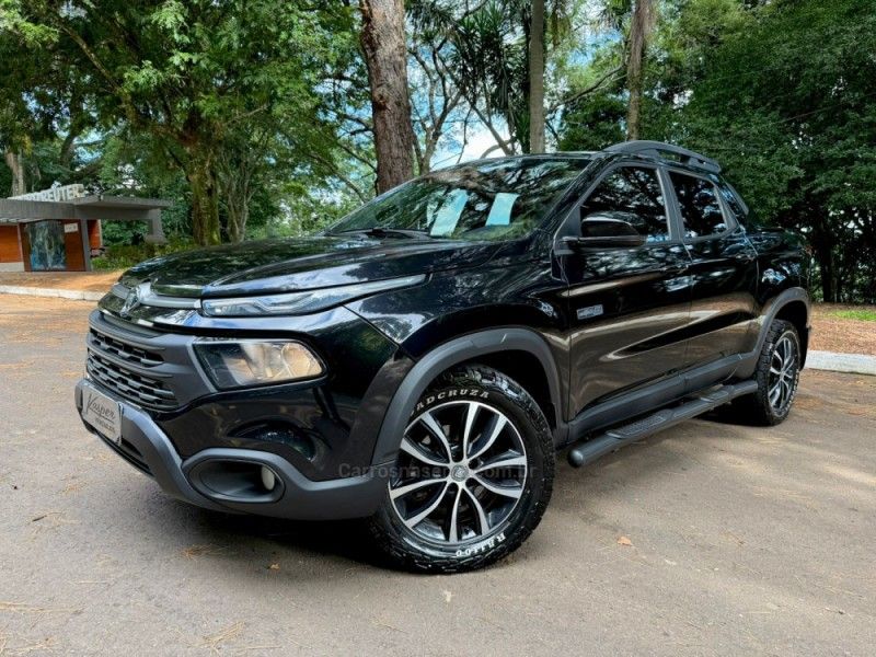 FIAT TORO 2.0 16V ULTRA 4X4 AT9 2019/2020 KASPER VEÍCULOS DOIS IRMÃOS / Carros no Vale