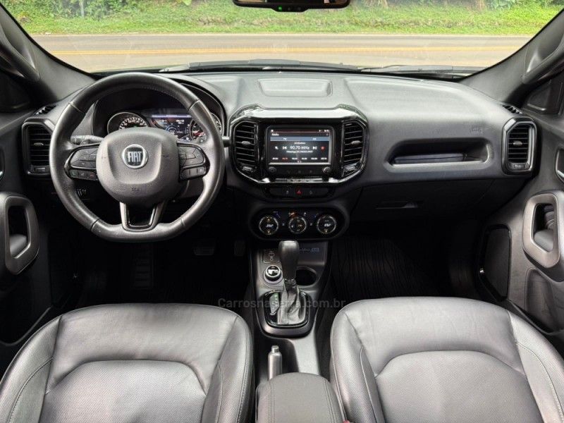 FIAT TORO 2.0 16V ULTRA 4X4 AT9 2019/2020 KASPER VEÍCULOS DOIS IRMÃOS / Carros no Vale