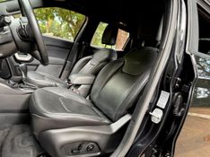 FIAT TORO 2.0 16V ULTRA 4X4 AT9 2019/2020 KASPER VEÍCULOS DOIS IRMÃOS / Carros no Vale