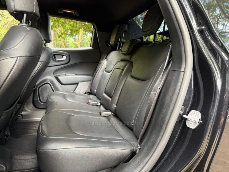 FIAT TORO 2.0 16V ULTRA 4X4 AT9 2019/2020 KASPER VEÍCULOS DOIS IRMÃOS / Carros no Vale