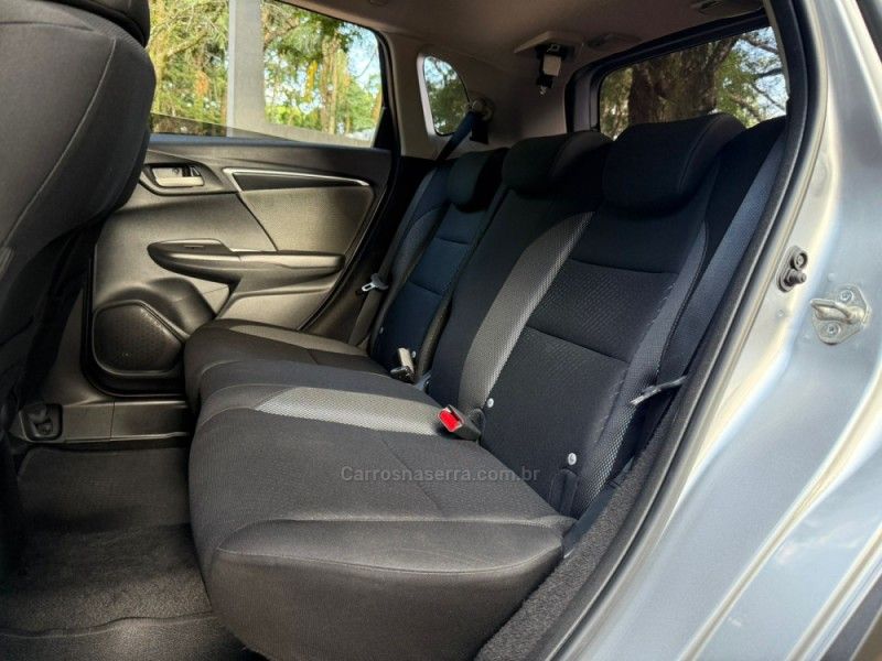 HONDA WRV 1.5 16V FLEXONE EX CVT 2017/2018 KASPER VEÍCULOS DOIS IRMÃOS / Carros no Vale