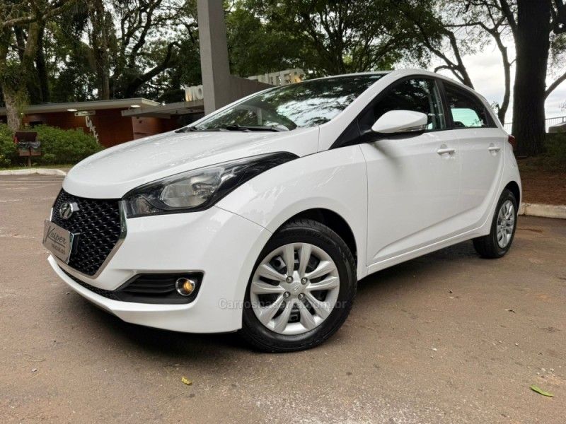 HYUNDAI HB20 1.6 COMFORT PLUS 16V 2018/2019 KASPER VEÍCULOS DOIS IRMÃOS / Carros no Vale