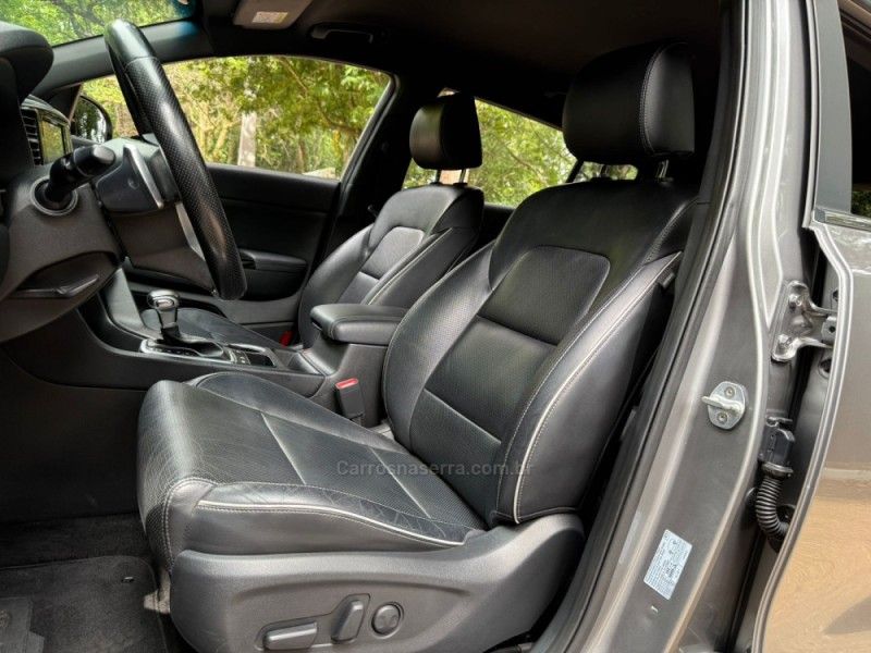 KIA SPORTAGE 2.0 EX2 4X2 16V 2019/2020 KASPER VEÍCULOS DOIS IRMÃOS / Carros no Vale