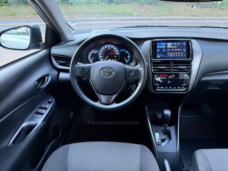 TOYOTA YARIS 1.5 16V SEDAN XL MULTIDRIVE3 2024/2024 KASPER VEÍCULOS DOIS IRMÃOS / Carros no Vale