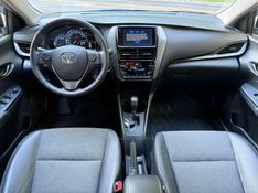 TOYOTA YARIS 1.5 XS CONNECT SEDAN 16V 2023/2024 KASPER VEÍCULOS DOIS IRMÃOS / Carros no Vale