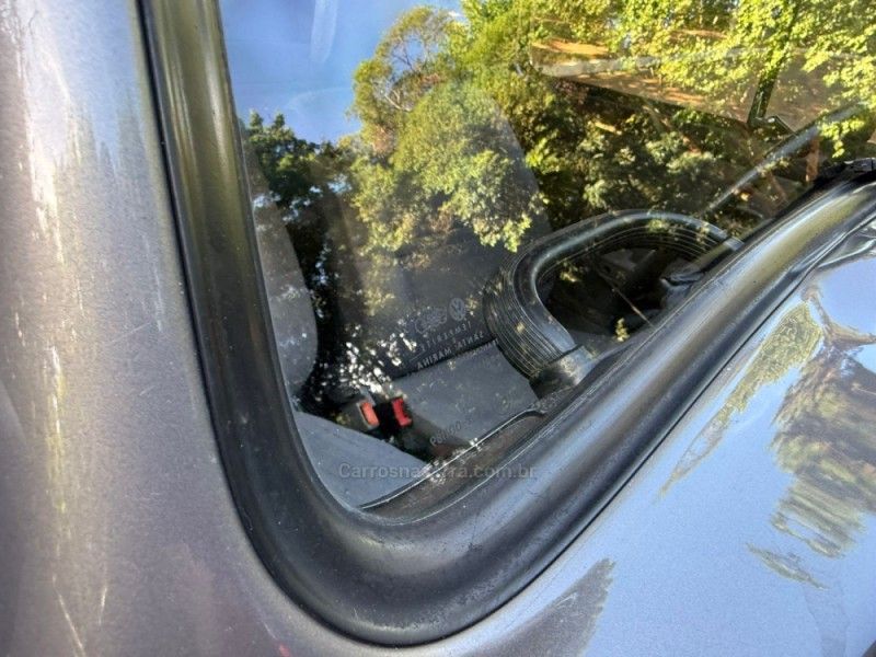 VOLKSWAGEN FUSCA 1.6 8V 1995/1996 KASPER VEÍCULOS DOIS IRMÃOS / Carros no Vale