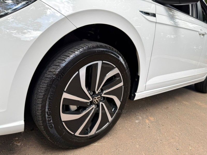 VOLKSWAGEN POLO 1.0 170 TSI 12V HIGHLINE 2025/2026 KASPER VEÍCULOS DOIS IRMÃOS / Carros no Vale