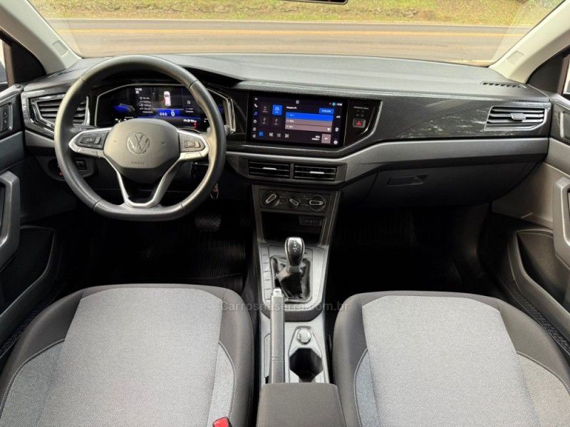 VOLKSWAGEN VIRTUS 1.0 TSI 2023/2024 KASPER VEÍCULOS DOIS IRMÃOS / Carros no Vale