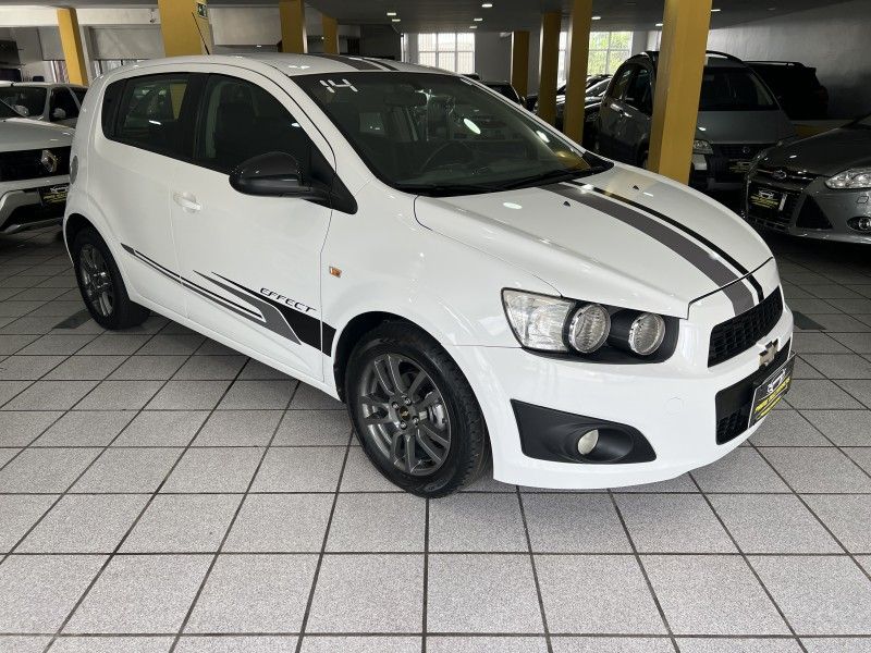 CHEVROLET SONIC 1.6 LTZ EFFECT 16V 2014/2014 PRIME MULTIMARCAS CAXIAS DO SUL / Carros no Vale