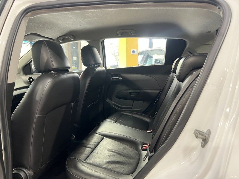 CHEVROLET SONIC 1.6 LTZ EFFECT 16V 2014/2014 PRIME MULTIMARCAS CAXIAS DO SUL / Carros no Vale