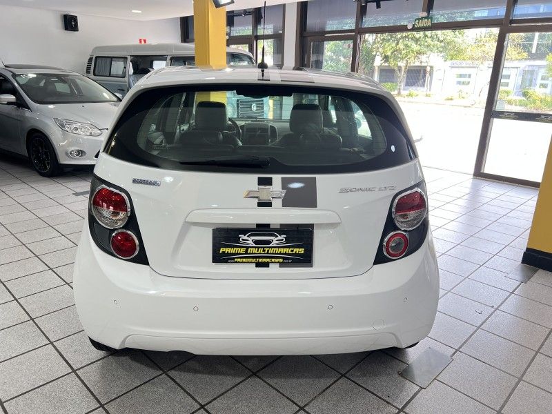 CHEVROLET SONIC 1.6 LTZ EFFECT 16V 2014/2014 PRIME MULTIMARCAS CAXIAS DO SUL / Carros no Vale