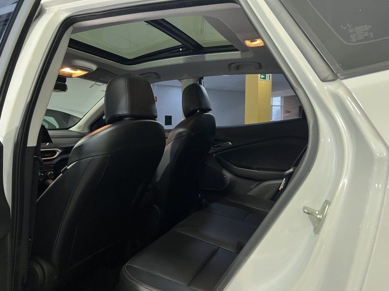 CHEVROLET TRACKER 1.2 12V TURBO 2023/2024 PRIME MULTIMARCAS CAXIAS DO SUL / Carros no Vale